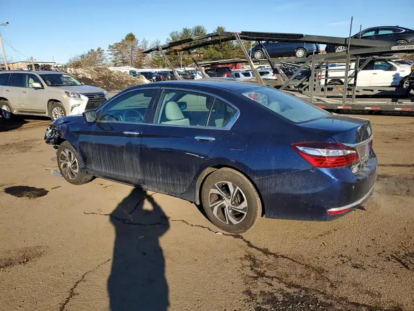 1HGCR2F38HA284517 2017 HONDA ACCORD - Image 2