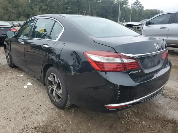 1HGCR2F38HA285053 2017 HONDA ACCORD - Image 2
