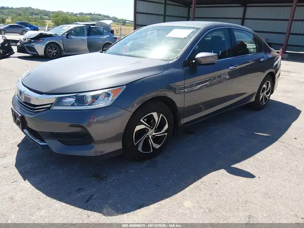 1HGCR2F38HA286123 2017 HONDA ACCORD - Image 2
