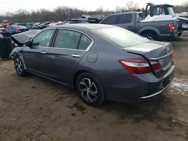 1HGCR2F38HA286946 2017 HONDA ACCORD - Image 2