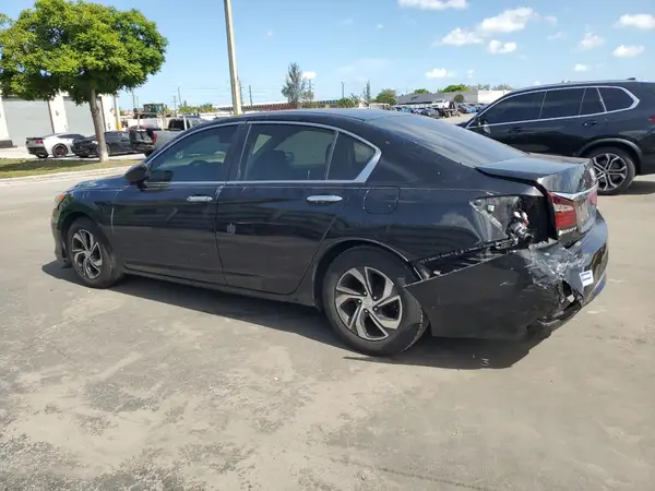 1HGCR2F38HA289328 2017 HONDA ACCORD - Image 2