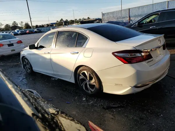 1HGCR2F38HA291242 2017 HONDA ACCORD - Image 2