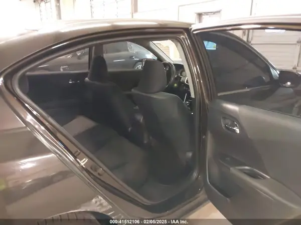 1HGCR2F38HA294643 2017 HONDA ACCORD - Image 8