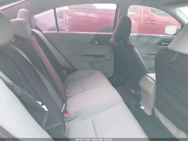 1HGCR2F38HA304457 2017 HONDA ACCORD - Image 8