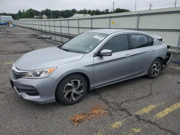1HGCR2F38HA306869 2017 HONDA ACCORD - Image 1