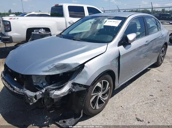 1HGCR2F39GA010631 2016 HONDA ACCORD - Image 2