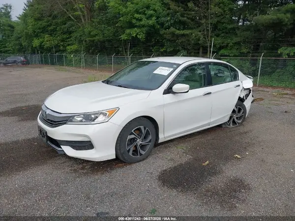 1HGCR2F39GA026635 2016 HONDA ACCORD - Image 2