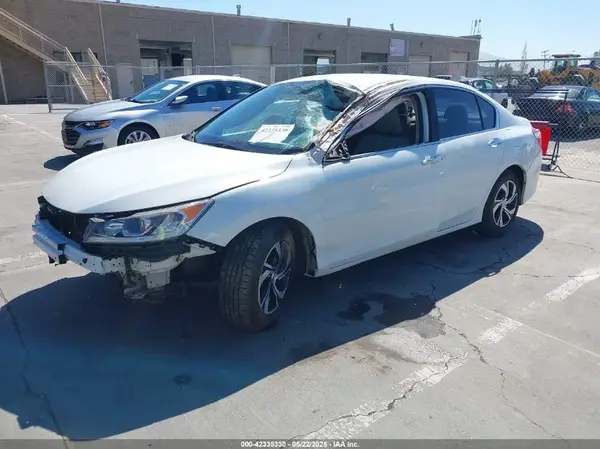 1HGCR2F39GA027610 2016 HONDA ACCORD - Image 2