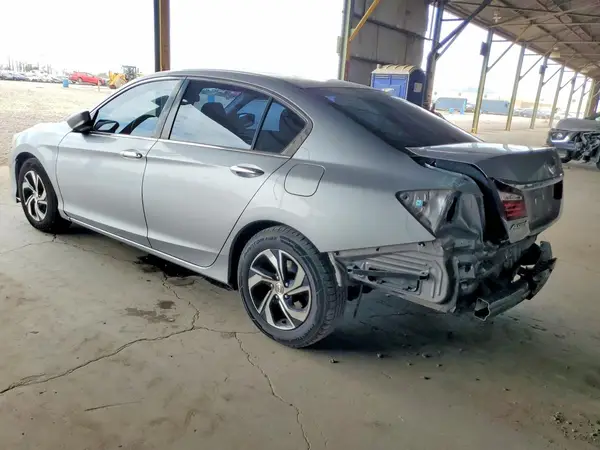 1HGCR2F39GA070098 2016 HONDA ACCORD - Image 2