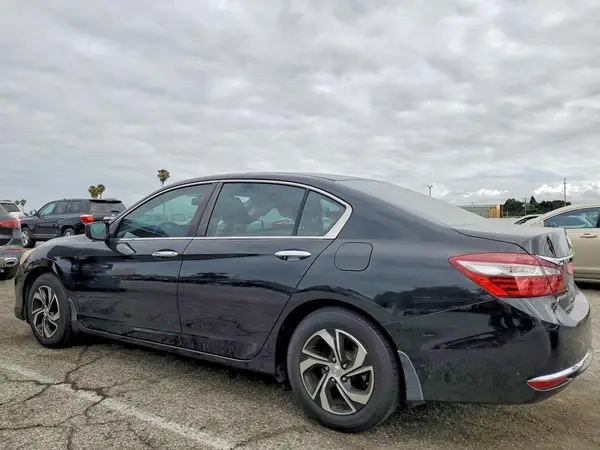 1HGCR2F39GA096667 2016 HONDA ACCORD - Image 2