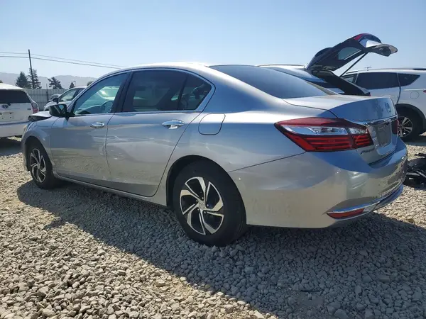 1HGCR2F39GA108073 2016 HONDA ACCORD - Image 2