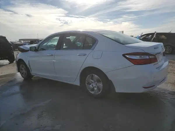 1HGCR2F39GA114181 2016 HONDA ACCORD - Image 2