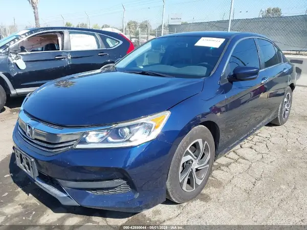 1HGCR2F39GA126895 2016 HONDA ACCORD - Image 2
