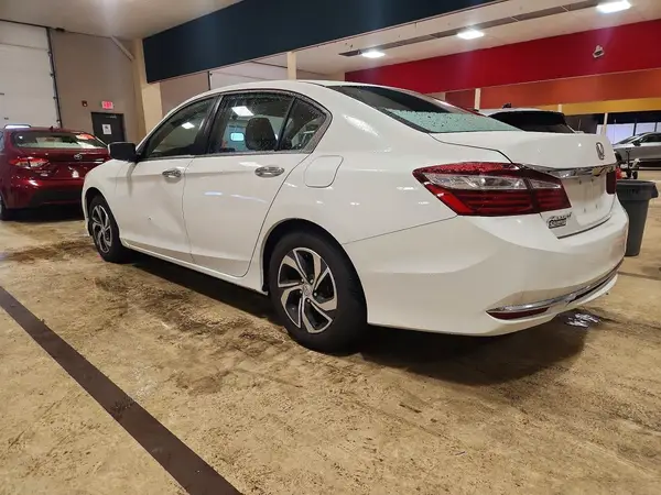1HGCR2F39GA138996 2016 HONDA ACCORD - Image 2