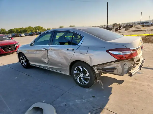 1HGCR2F39GA157435 2016 HONDA ACCORD - Image 2