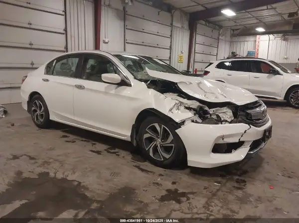 1HGCR2F39HA011702 2017 HONDA ACCORD - Image 1