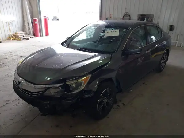 1HGCR2F39HA020884 2017 HONDA ACCORD - Image 2
