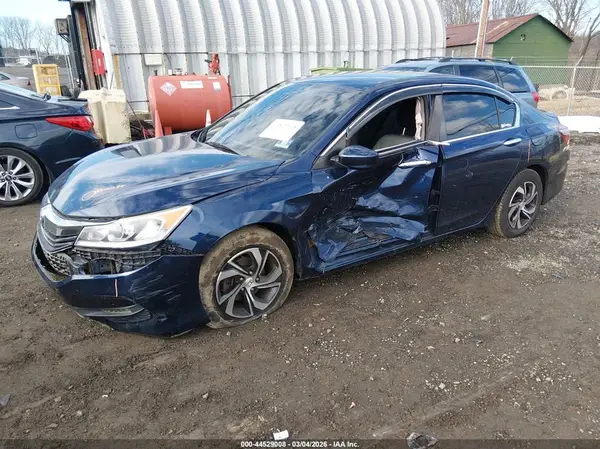 1HGCR2F39HA025096 2017 HONDA ACCORD - Image 2