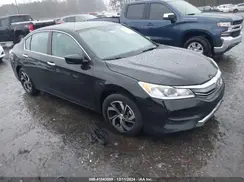 1HGCR2F39HA025888 2017 HONDA ACCORD