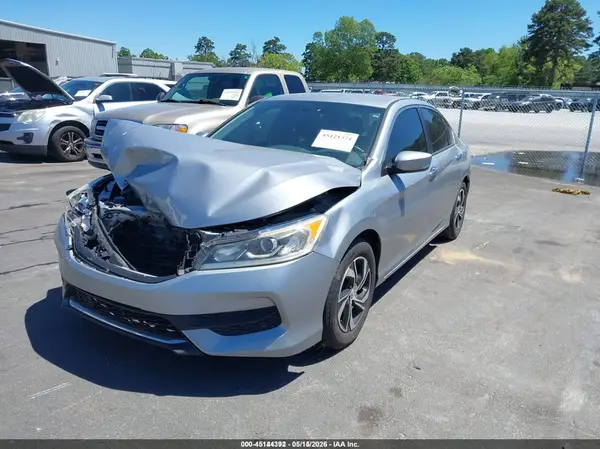 1HGCR2F39HA028550 2017 HONDA ACCORD - Image 2