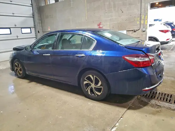1HGCR2F39HA057725 2017 HONDA ACCORD - Image 2