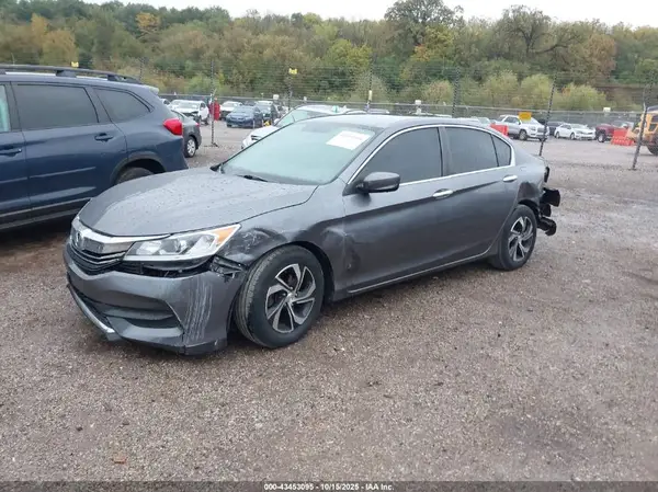 1HGCR2F39HA059118 2017 HONDA ACCORD - Image 2