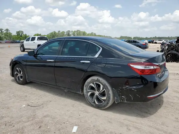 1HGCR2F39HA063069 2017 HONDA ACCORD - Image 2