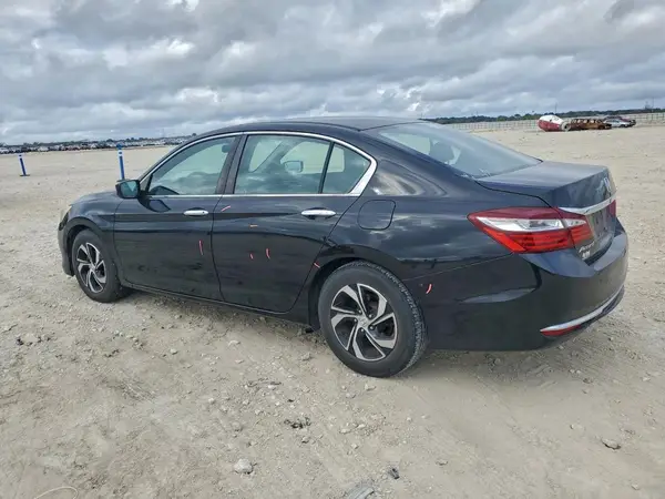 1HGCR2F39HA109533 2017 HONDA ACCORD - Image 2