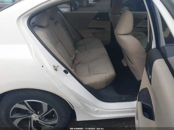 1HGCR2F39HA111931 2017 HONDA ACCORD - Image 8