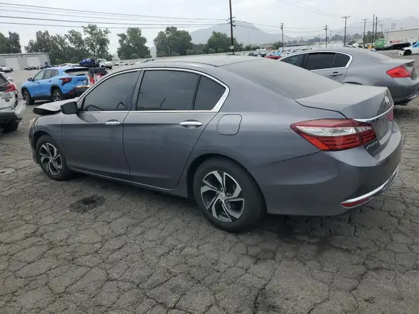 1HGCR2F39HA128938 2017 HONDA ACCORD - Image 2
