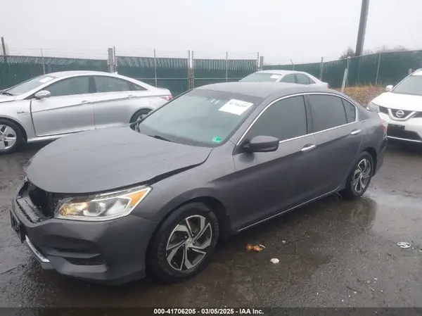 1HGCR2F39HA134741 2017 HONDA ACCORD - Image 2