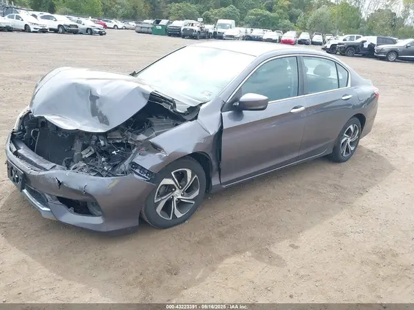 1HGCR2F39HA145027 2017 HONDA ACCORD - Image 2