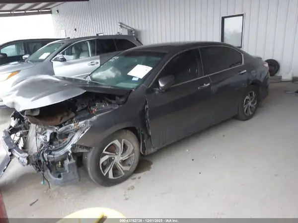 1HGCR2F39HA153810 2017 HONDA ACCORD - Image 2