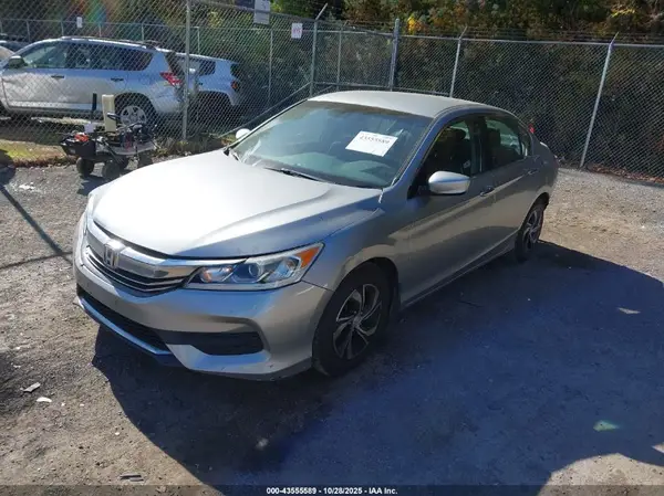 1HGCR2F39HA158067 2017 HONDA ACCORD - Image 2