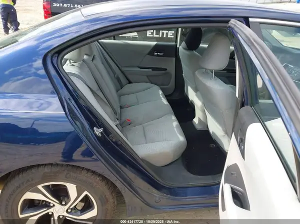 1HGCR2F39HA165116 2017 HONDA ACCORD - Image 8