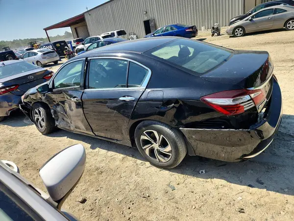 1HGCR2F39HA172695 2017 HONDA ACCORD - Image 2
