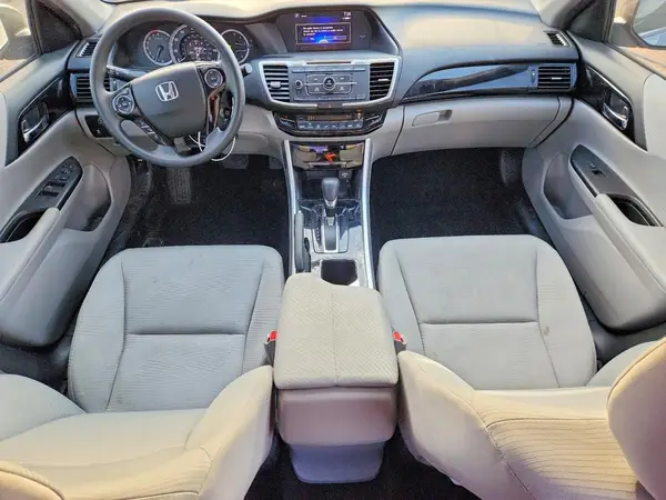 1HGCR2F39HA173006 2017 HONDA ACCORD - Image 8
