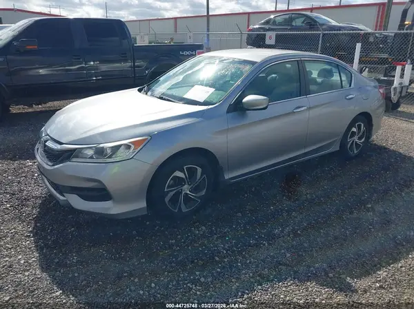 1HGCR2F39HA176293 2017 HONDA ACCORD - Image 2