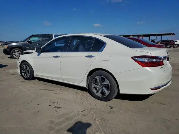 1HGCR2F39HA220602 2017 HONDA ACCORD - Image 2