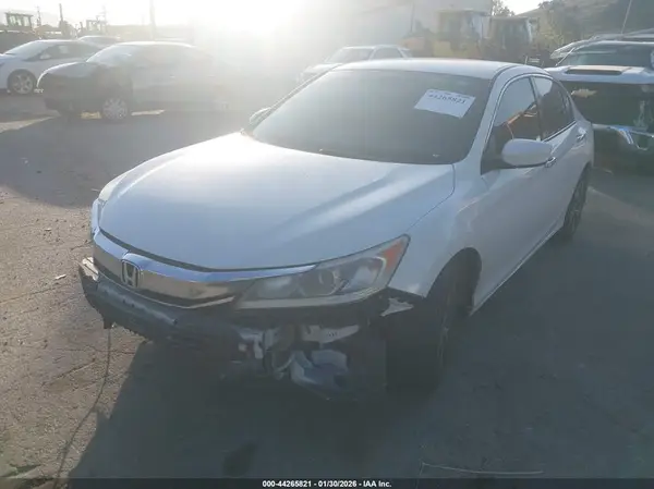 1HGCR2F39HA243605 2017 HONDA ACCORD - Image 2