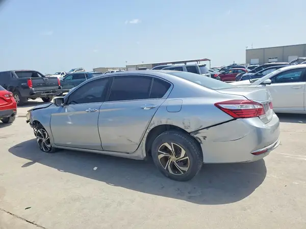 1HGCR2F39HA251347 2017 HONDA ACCORD - Image 2