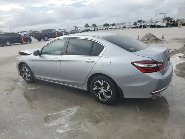1HGCR2F39HA257195 2017 HONDA ACCORD - Image 2
