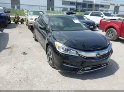 1HGCR2F39HA260646 2017 HONDA ACCORD