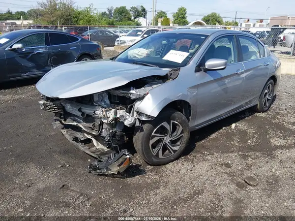 1HGCR2F39HA267368 2017 HONDA ACCORD - Image 2