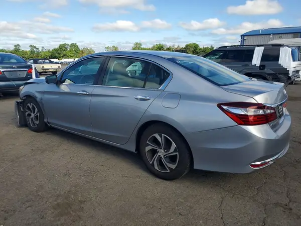 1HGCR2F39HA270562 2017 HONDA ACCORD - Image 2