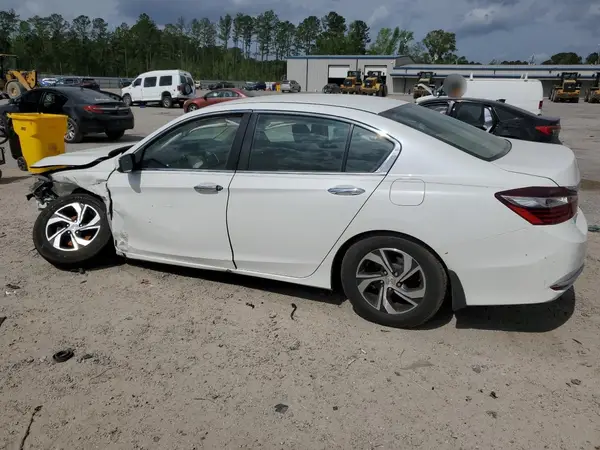 1HGCR2F39HA273560 2017 HONDA ACCORD - Image 2
