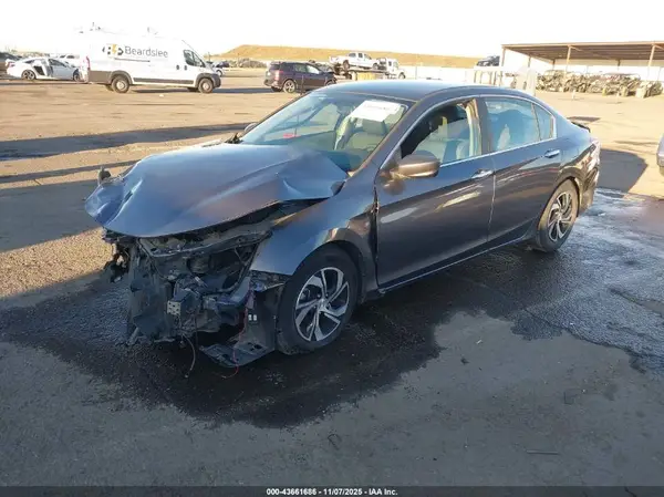 1HGCR2F39HA275454 2017 HONDA ACCORD - Image 2