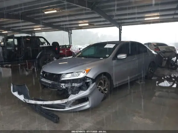 1HGCR2F39HA285935 2017 HONDA ACCORD - Image 2