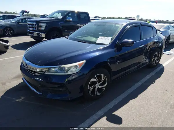 1HGCR2F39HA299981 2017 HONDA ACCORD - Image 2
