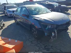 1HGCR2F39HA300675 2017 HONDA ACCORD